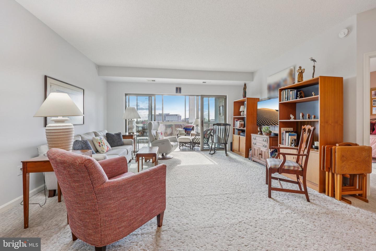 19375 CYPRESS RIDGE TER #601, LEESBURG, Virginia 20176, 3 Bedrooms Bedrooms, ,2 BathroomsBathrooms,Residential,For sale,19375 CYPRESS RIDGE TER #601,VALO2111074 MLS # VALO2111074