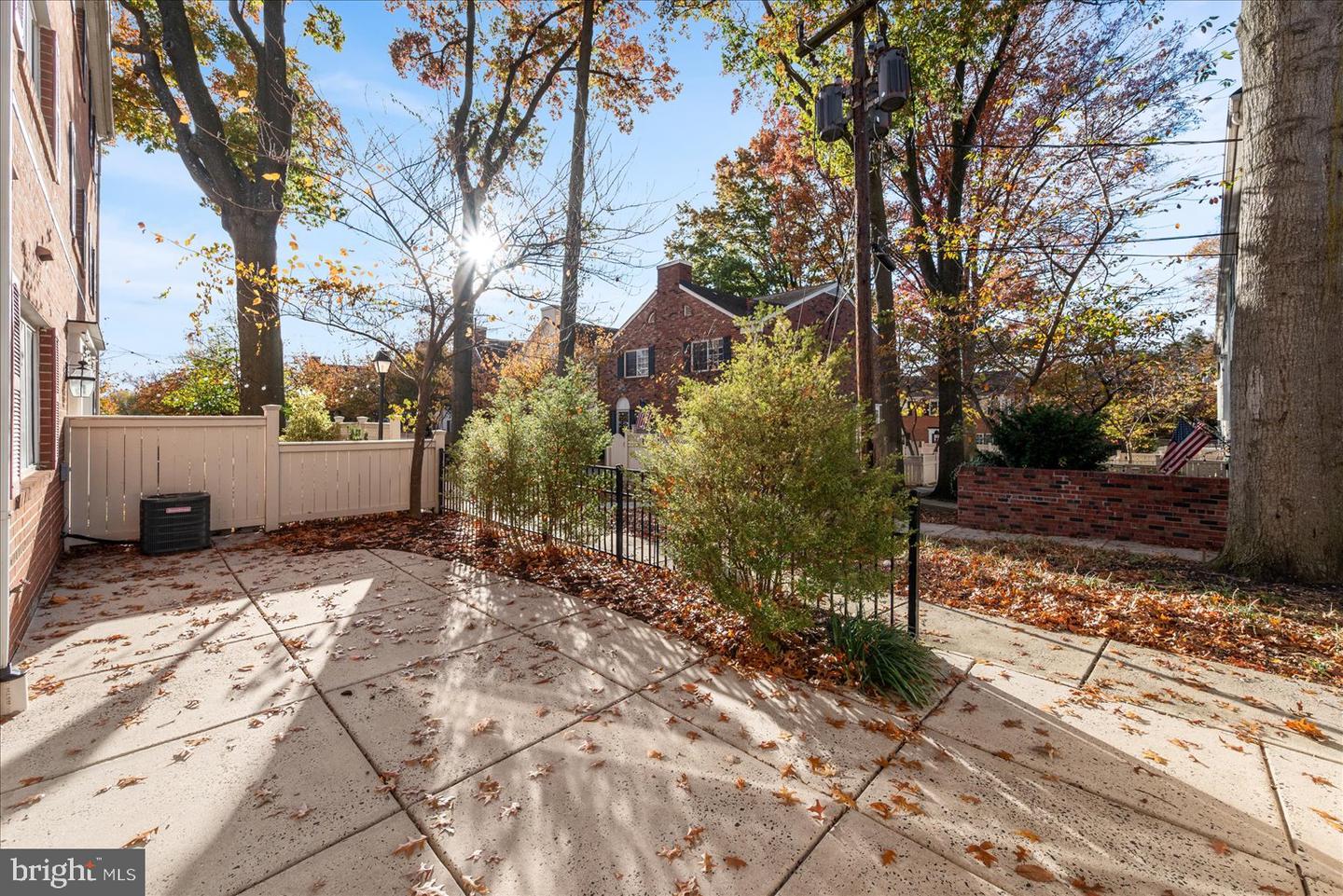 1247 N VAN DORN ST, ALEXANDRIA, Virginia 22304, 1 Bedroom Bedrooms, ,1 BathroomBathrooms,Residential,For sale,1247 N VAN DORN ST,VAAX2051766 MLS # VAAX2051766