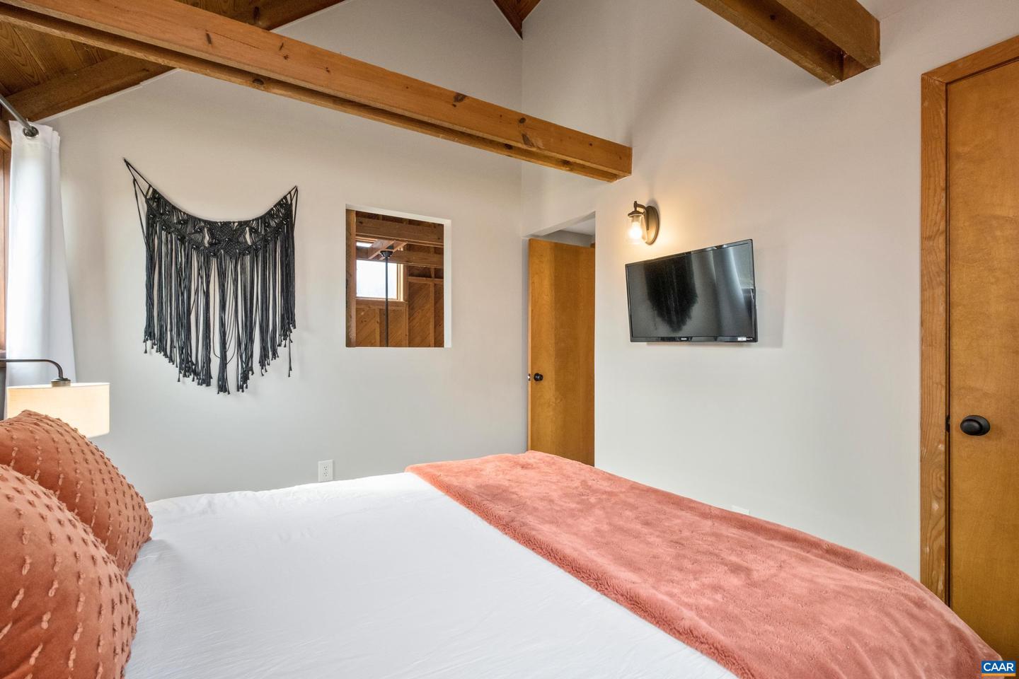 48 MEADOW LN, NELLYSFORD, Virginia 22958, 3 Bedrooms Bedrooms, ,2 BathroomsBathrooms,Residential,For sale,48 MEADOW LN,671023 MLS # 671023 48 MEADOW LN, NELLYSFORD, Virginia 22958, 3 Bedrooms Bedrooms, ,2 BathroomsBathrooms,Residential,For sale,48 MEADOW LN,671023 MLS # 671023