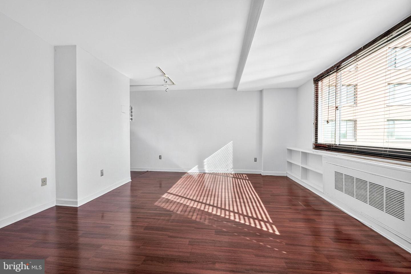 1011 ARLINGTON BLVD #539, ARLINGTON, Virginia 22209, ,1 BathroomBathrooms,Residential,For sale,1011 ARLINGTON BLVD #539,VAAR2065996 MLS # VAAR2065996 1011 ARLINGTON BLVD #539, ARLINGTON, Virginia 22209, ,1 BathroomBathrooms,Residential,For sale,1011 ARLINGTON BLVD #539,VAAR2065996 MLS # VAAR2065996