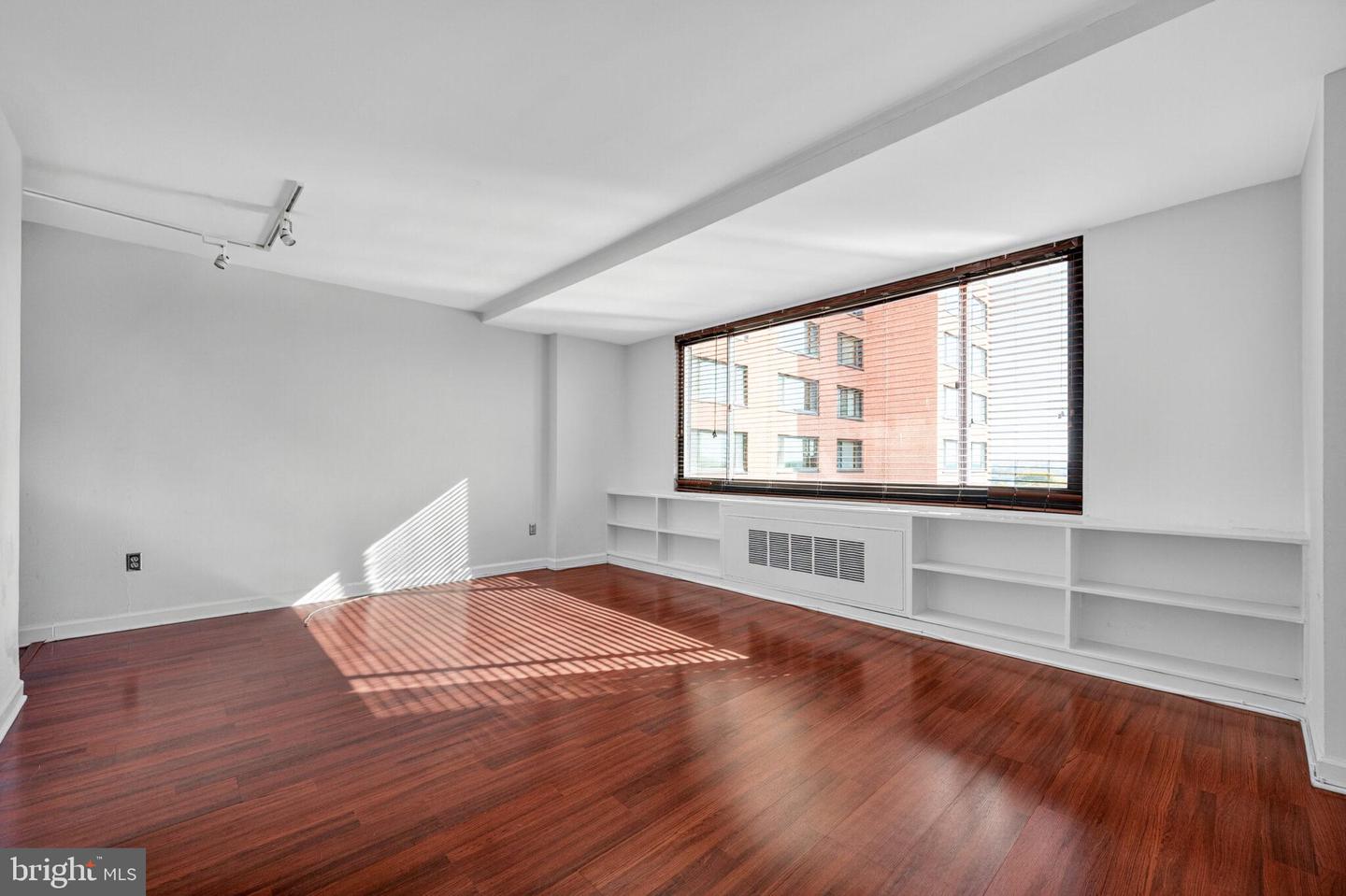 1011 ARLINGTON BLVD #539, ARLINGTON, Virginia 22209, ,1 BathroomBathrooms,Residential,For sale,1011 ARLINGTON BLVD #539,VAAR2065996 MLS # VAAR2065996 1011 ARLINGTON BLVD #539, ARLINGTON, Virginia 22209, ,1 BathroomBathrooms,Residential,For sale,1011 ARLINGTON BLVD #539,VAAR2065996 MLS # VAAR2065996