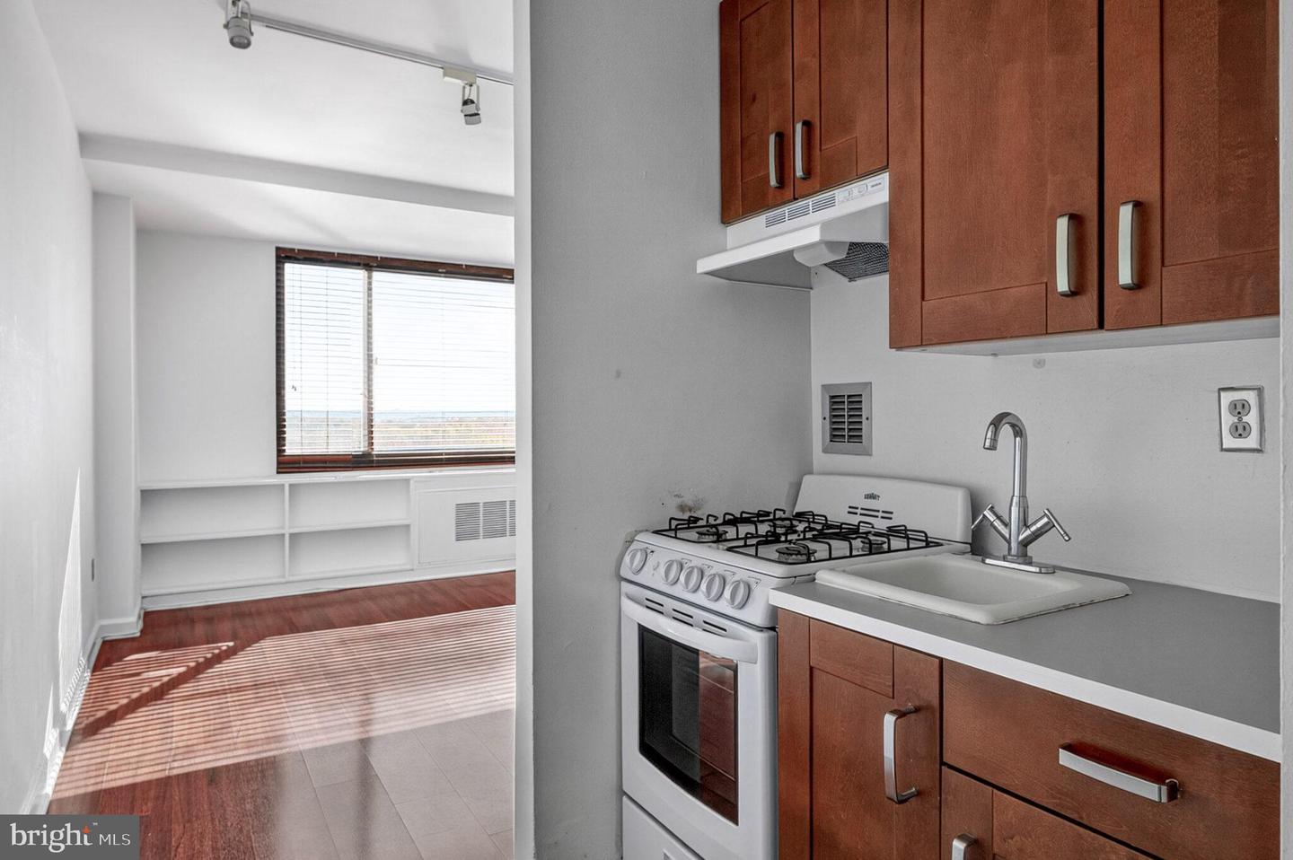 1011 ARLINGTON BLVD #539, ARLINGTON, Virginia 22209, ,1 BathroomBathrooms,Residential,For sale,1011 ARLINGTON BLVD #539,VAAR2065996 MLS # VAAR2065996 1011 ARLINGTON BLVD #539, ARLINGTON, Virginia 22209, ,1 BathroomBathrooms,Residential,For sale,1011 ARLINGTON BLVD #539,VAAR2065996 MLS # VAAR2065996