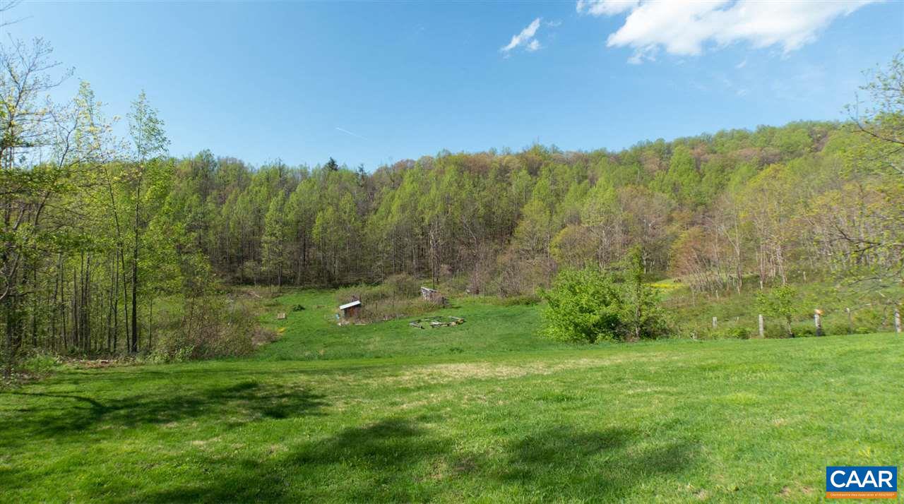 16903 BLUE RIDGE PKWY, LYNDHURST, Virginia 22952, 3 Bedrooms Bedrooms, ,1 BathroomBathrooms,Residential,For sale,16903 BLUE RIDGE PKWY,671029 MLS # 671029 16903 BLUE RIDGE PKWY, LYNDHURST, Virginia 22952, 3 Bedrooms Bedrooms, ,1 BathroomBathrooms,Residential,For sale,16903 BLUE RIDGE PKWY,671029 MLS # 671029