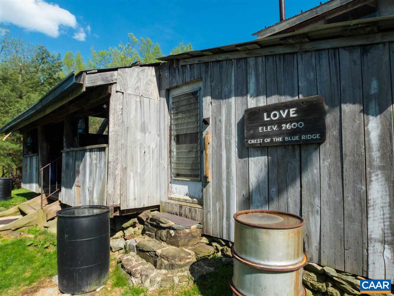 16903 BLUE RIDGE PKWY, LYNDHURST, Virginia 22952, 3 Bedrooms Bedrooms, ,1 BathroomBathrooms,Residential,For sale,16903 BLUE RIDGE PKWY,671029 MLS # 671029 16903 BLUE RIDGE PKWY, LYNDHURST, Virginia 22952, 3 Bedrooms Bedrooms, ,1 BathroomBathrooms,Residential,For sale,16903 BLUE RIDGE PKWY,671029 MLS # 671029