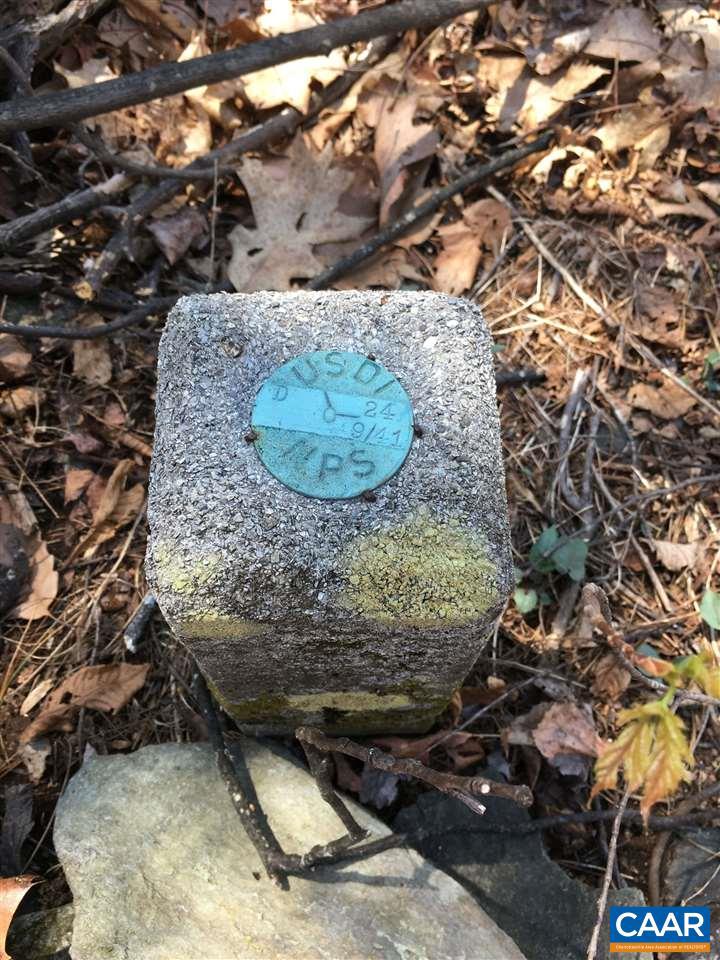 16903 BLUE RIDGE PKWY, LYNDHURST, Virginia 22952, 3 Bedrooms Bedrooms, ,1 BathroomBathrooms,Residential,For sale,16903 BLUE RIDGE PKWY,671029 MLS # 671029 16903 BLUE RIDGE PKWY, LYNDHURST, Virginia 22952, 3 Bedrooms Bedrooms, ,1 BathroomBathrooms,Residential,For sale,16903 BLUE RIDGE PKWY,671029 MLS # 671029