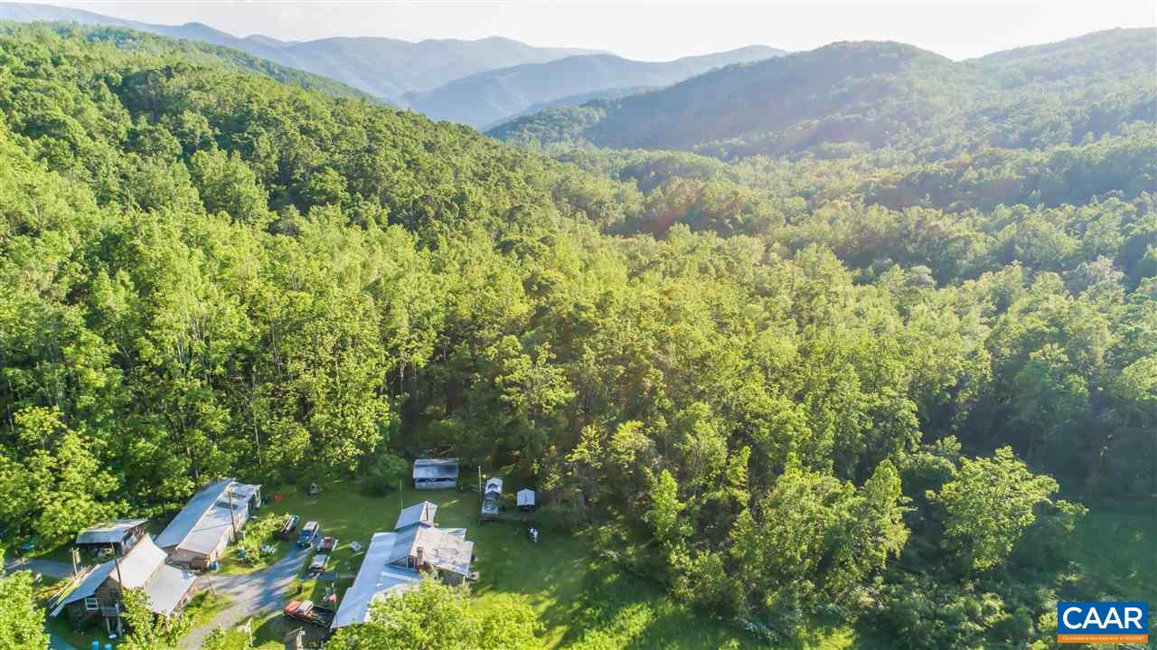 16903 BLUE RIDGE PKWY, LYNDHURST, Virginia 22952, 3 Bedrooms Bedrooms, ,1 BathroomBathrooms,Residential,For sale,16903 BLUE RIDGE PKWY,671029 MLS # 671029 16903 BLUE RIDGE PKWY, LYNDHURST, Virginia 22952, 3 Bedrooms Bedrooms, ,1 BathroomBathrooms,Residential,For sale,16903 BLUE RIDGE PKWY,671029 MLS # 671029