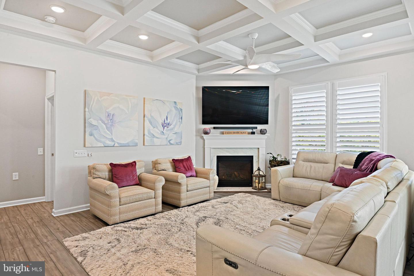 15788 GARDENIA RIDGE WAY, HAYMARKET, Virginia 20169, 4 Bedrooms Bedrooms, ,4 BathroomsBathrooms,Residential,For sale,15788 GARDENIA RIDGE WAY,VAPW2107720 MLS # VAPW2107720