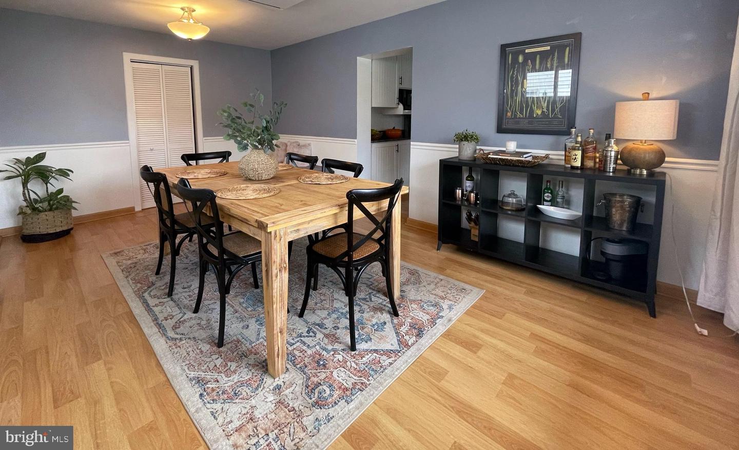 7323 INZER ST, SPRINGFIELD, Virginia 22151, 4 Bedrooms Bedrooms, ,2 BathroomsBathrooms,Residential,For sale,7323 INZER ST,VAFX2278970 MLS # VAFX2278970