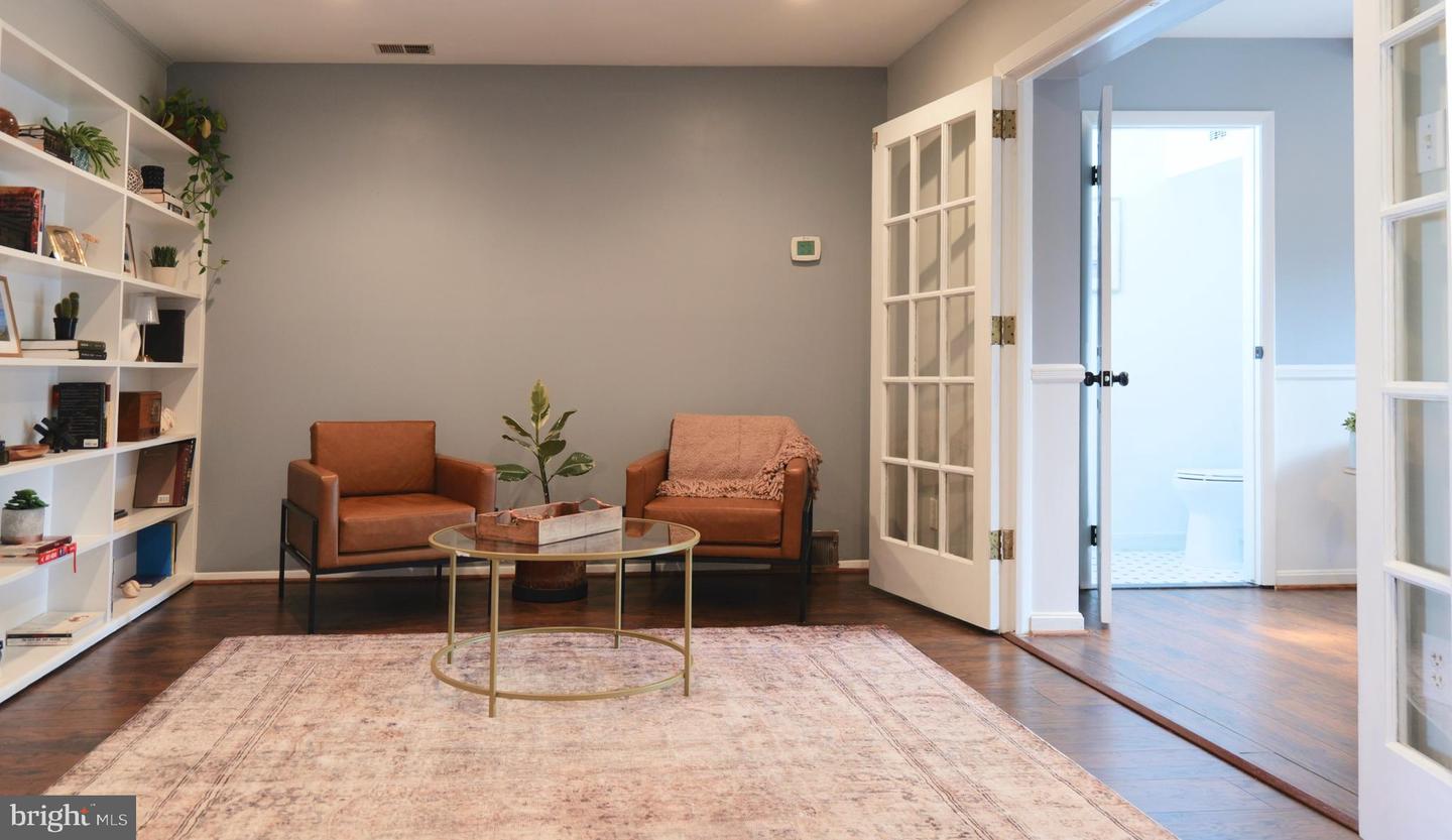 7323 INZER ST, SPRINGFIELD, Virginia 22151, 4 Bedrooms Bedrooms, ,2 BathroomsBathrooms,Residential,For sale,7323 INZER ST,VAFX2278970 MLS # VAFX2278970