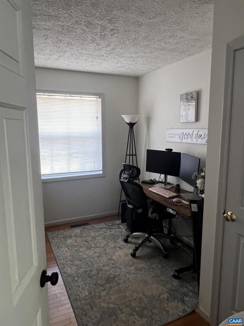 318 SWIFT RUN RD, RUCKERSVILLE, Virginia 22968, 3 Bedrooms Bedrooms, ,1 BathroomBathrooms,Residential,For sale,318 SWIFT RUN RD,671051 MLS # 671051 318 SWIFT RUN RD, RUCKERSVILLE, Virginia 22968, 3 Bedrooms Bedrooms, ,1 BathroomBathrooms,Residential,For sale,318 SWIFT RUN RD,671051 MLS # 671051