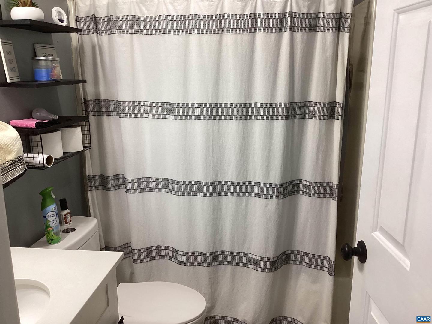 318 SWIFT RUN RD, RUCKERSVILLE, Virginia 22968, 3 Bedrooms Bedrooms, ,1 BathroomBathrooms,Residential,For sale,318 SWIFT RUN RD,671051 MLS # 671051 318 SWIFT RUN RD, RUCKERSVILLE, Virginia 22968, 3 Bedrooms Bedrooms, ,1 BathroomBathrooms,Residential,For sale,318 SWIFT RUN RD,671051 MLS # 671051