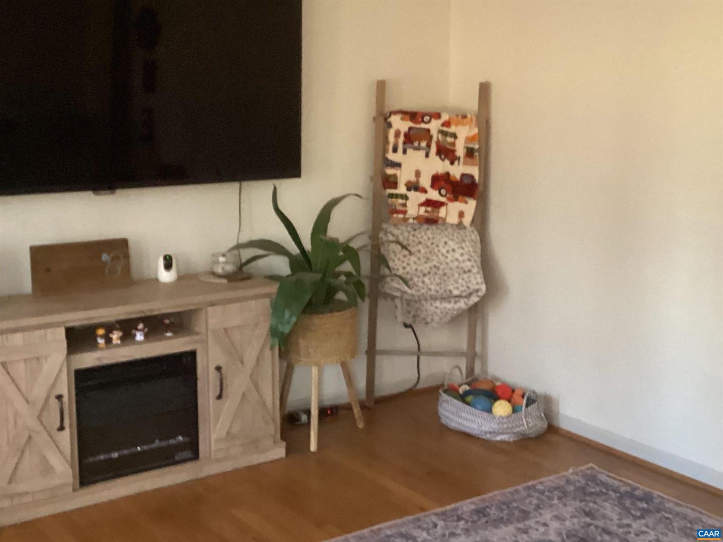 318 SWIFT RUN RD, RUCKERSVILLE, Virginia 22968, 3 Bedrooms Bedrooms, ,1 BathroomBathrooms,Residential,For sale,318 SWIFT RUN RD,671051 MLS # 671051 318 SWIFT RUN RD, RUCKERSVILLE, Virginia 22968, 3 Bedrooms Bedrooms, ,1 BathroomBathrooms,Residential,For sale,318 SWIFT RUN RD,671051 MLS # 671051