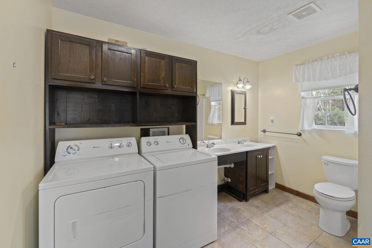 426 SCLATERS FORD RD, PALMYRA, Virginia 22963, 2 Bedrooms Bedrooms, ,1 BathroomBathrooms,Residential,For sale,426 SCLATERS FORD RD,671052 MLS # 671052 426 SCLATERS FORD RD, PALMYRA, Virginia 22963, 2 Bedrooms Bedrooms, ,1 BathroomBathrooms,Residential,For sale,426 SCLATERS FORD RD,671052 MLS # 671052