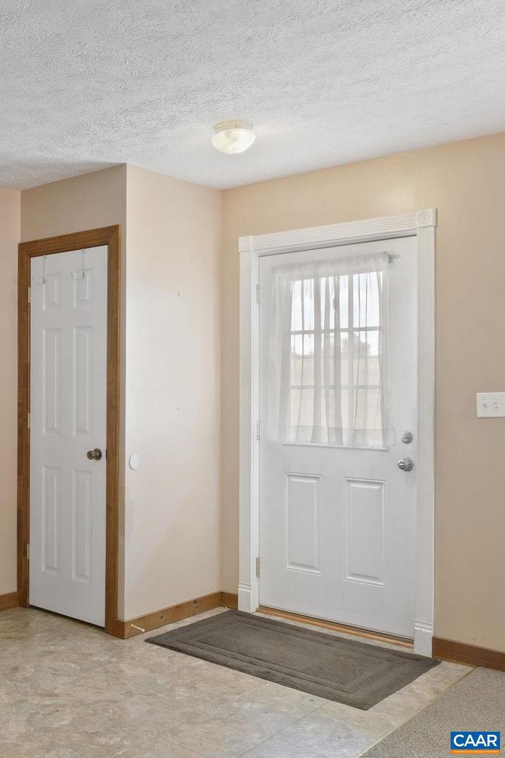 426 SCLATERS FORD RD, PALMYRA, Virginia 22963, 2 Bedrooms Bedrooms, ,1 BathroomBathrooms,Residential,For sale,426 SCLATERS FORD RD,671052 MLS # 671052 426 SCLATERS FORD RD, PALMYRA, Virginia 22963, 2 Bedrooms Bedrooms, ,1 BathroomBathrooms,Residential,For sale,426 SCLATERS FORD RD,671052 MLS # 671052