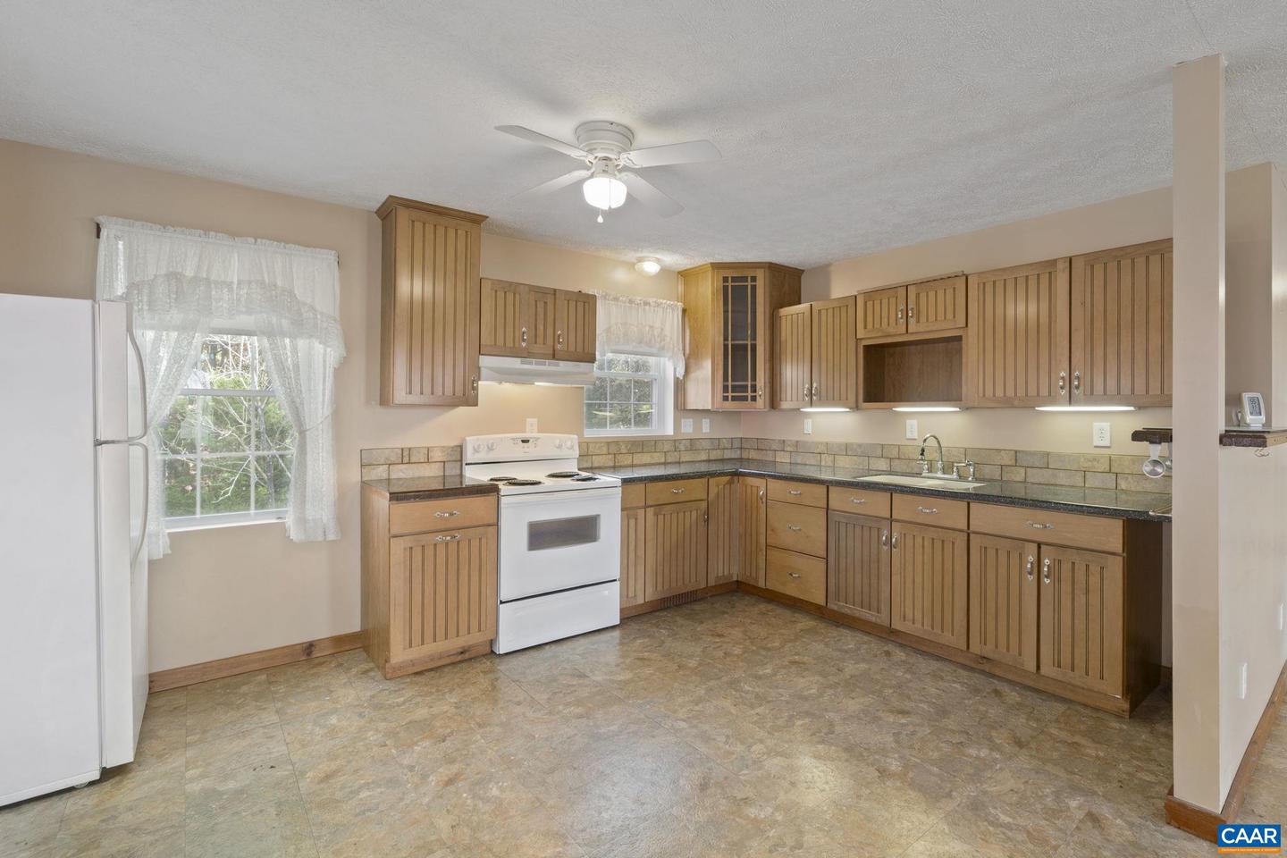 426 SCLATERS FORD RD, PALMYRA, Virginia 22963, 2 Bedrooms Bedrooms, ,1 BathroomBathrooms,Residential,For sale,426 SCLATERS FORD RD,671052 MLS # 671052 426 SCLATERS FORD RD, PALMYRA, Virginia 22963, 2 Bedrooms Bedrooms, ,1 BathroomBathrooms,Residential,For sale,426 SCLATERS FORD RD,671052 MLS # 671052