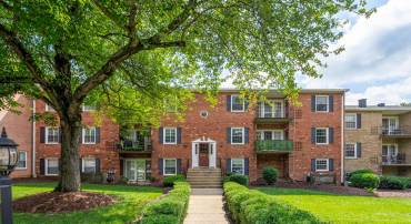 3975 LYNDHURST DR #103, FAIRFAX, Virginia 22031, 1 Bedroom Bedrooms, ,1 BathroomBathrooms,Residential,For sale,3975 LYNDHURST DR #103,VAFC2005814 MLS # VAFC2005814