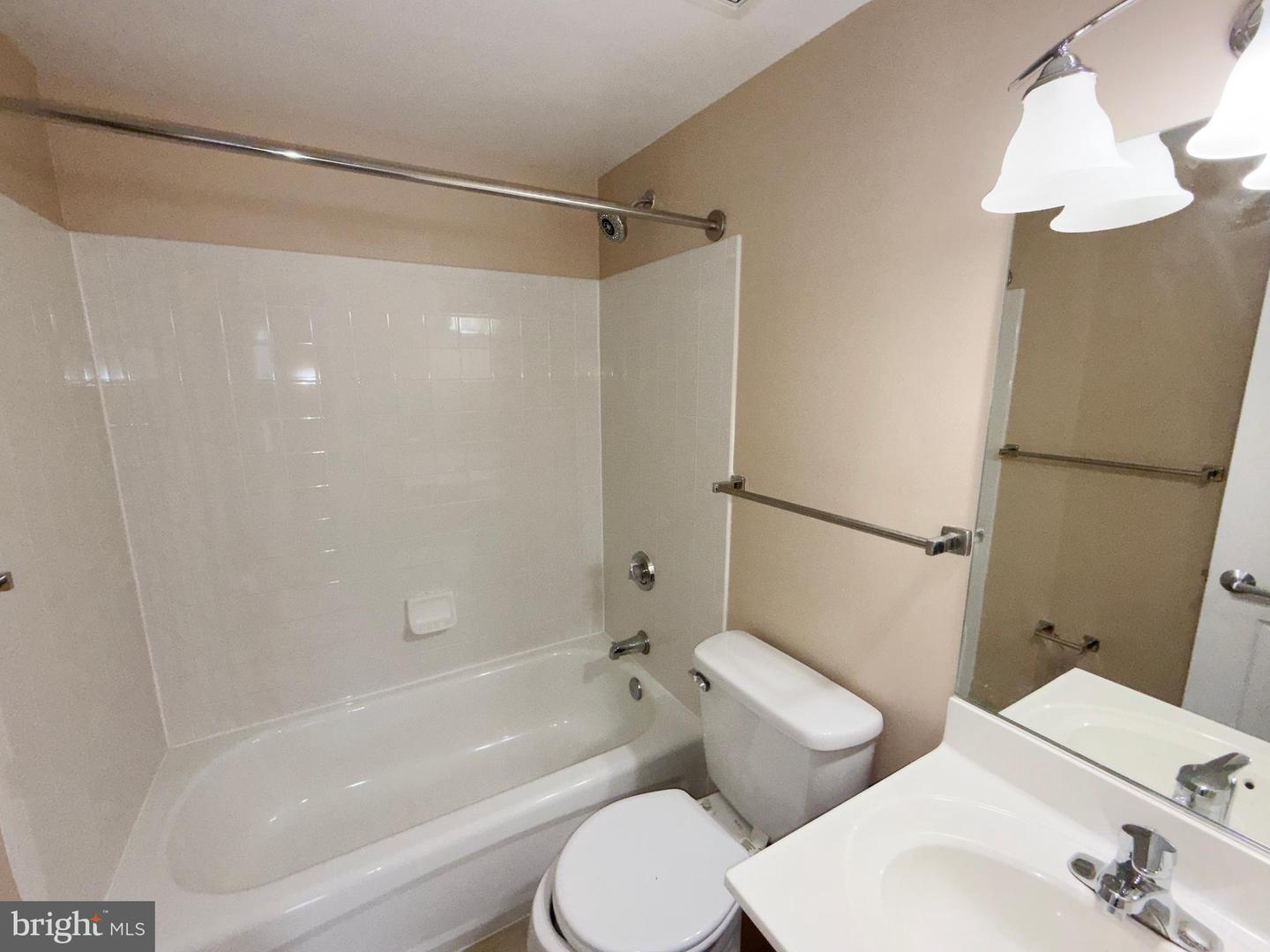 1601 GAINESVILLE ST SE #201, WASHINGTON, District Of Columbia 20020, 3 Bedrooms Bedrooms, ,2 BathroomsBathrooms,Residential,For sale,1601 GAINESVILLE ST SE #201,DCDC2193588 MLS # DCDC2193588 1601 GAINESVILLE ST SE #201, WASHINGTON, District Of Columbia 20020, 3 Bedrooms Bedrooms, ,2 BathroomsBathrooms,Residential,For sale,1601 GAINESVILLE ST SE #201,DCDC2193588 MLS # DCDC2193588