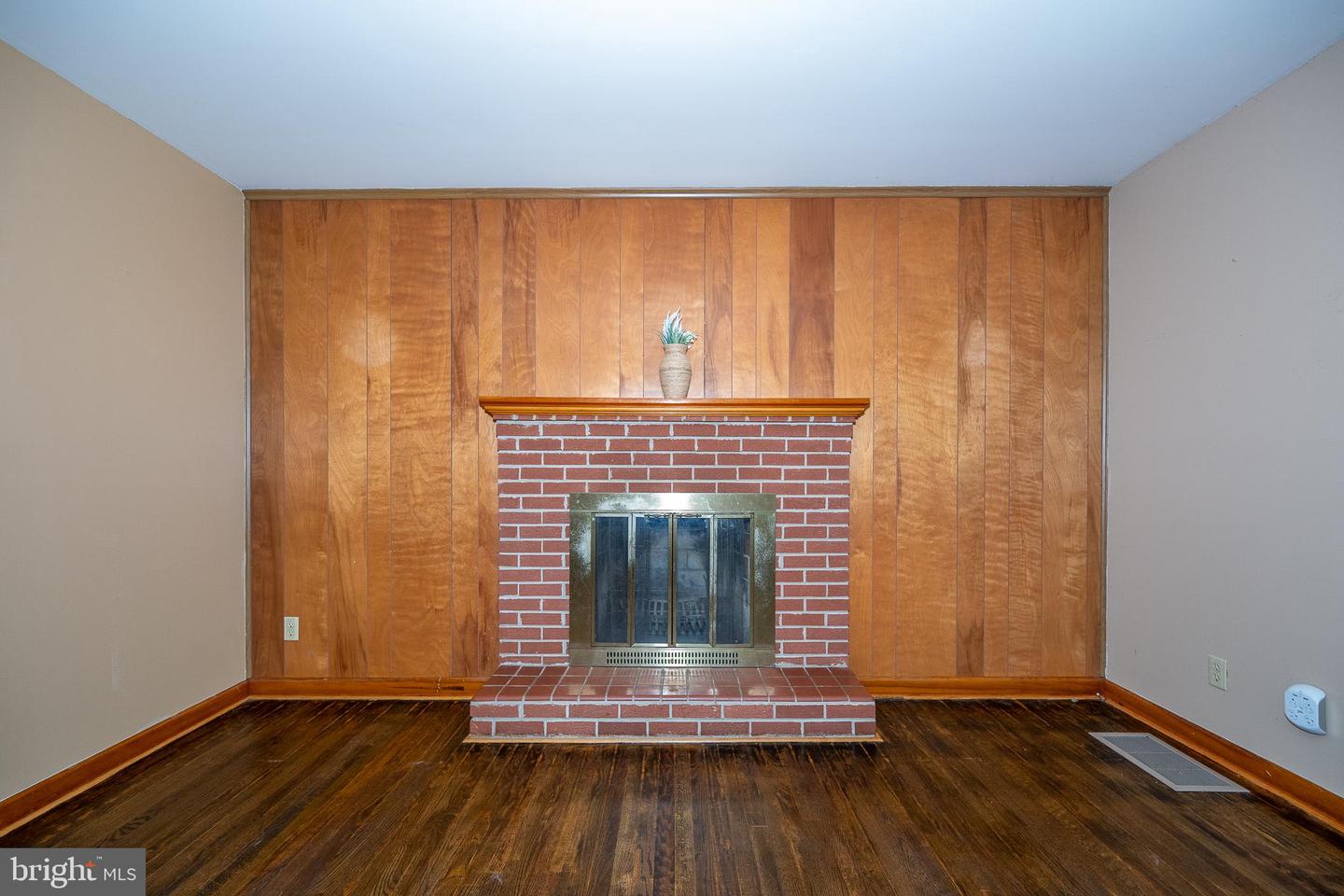 6883 S EAST SIDE HWY, ELKTON, Virginia 22827, 4 Bedrooms Bedrooms, ,2 BathroomsBathrooms,Residential,For sale,6883 S EAST SIDE HWY,VARO2002424 MLS # VARO2002424 6883 S EAST SIDE HWY, ELKTON, Virginia 22827, 4 Bedrooms Bedrooms, ,2 BathroomsBathrooms,Residential,For sale,6883 S EAST SIDE HWY,VARO2002424 MLS # VARO2002424