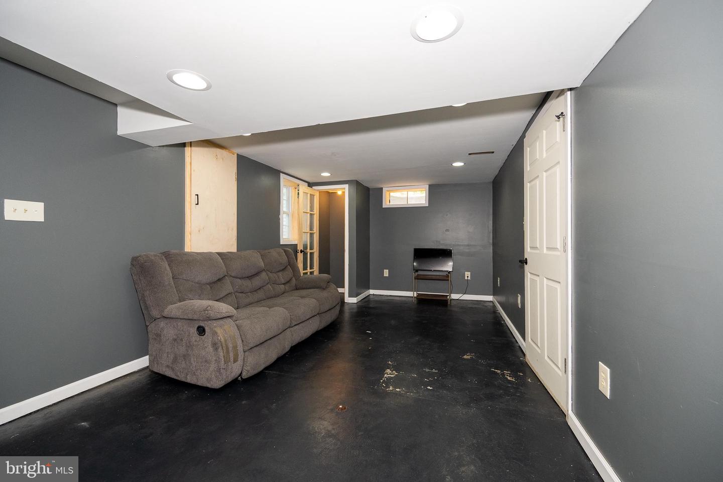 6883 S EAST SIDE HWY, ELKTON, Virginia 22827, 4 Bedrooms Bedrooms, ,2 BathroomsBathrooms,Residential,For sale,6883 S EAST SIDE HWY,VARO2002424 MLS # VARO2002424 6883 S EAST SIDE HWY, ELKTON, Virginia 22827, 4 Bedrooms Bedrooms, ,2 BathroomsBathrooms,Residential,For sale,6883 S EAST SIDE HWY,VARO2002424 MLS # VARO2002424