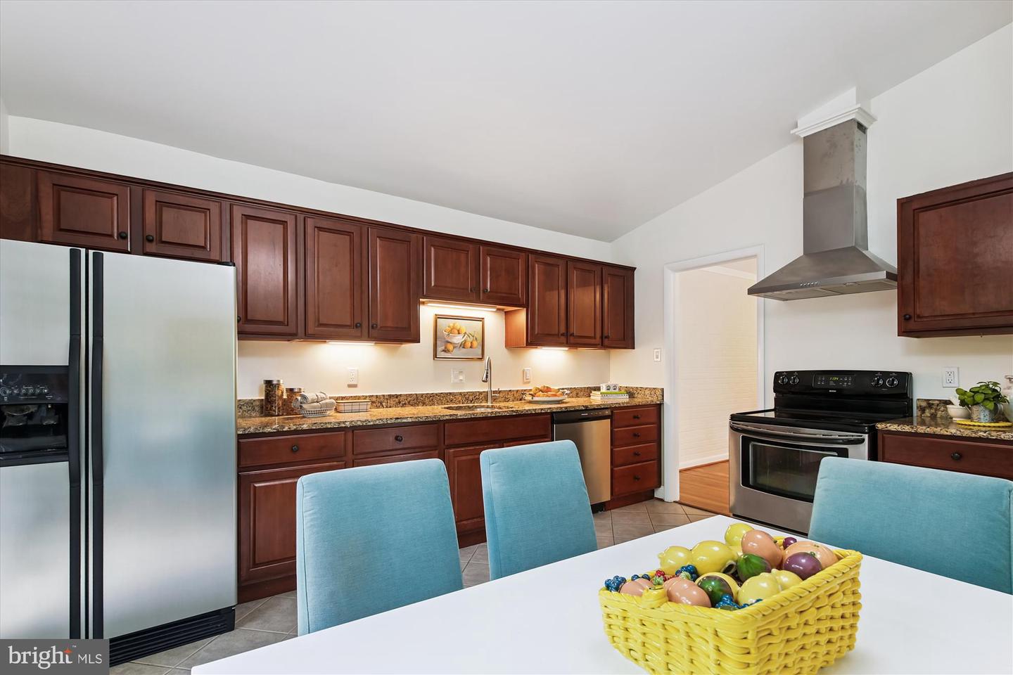 11221 S SHORE RD, RESTON, Virginia 20190, 4 Bedrooms Bedrooms, ,3 BathroomsBathrooms,Residential,For sale,11221 S SHORE RD,VAFX2259606 MLS # VAFX2259606