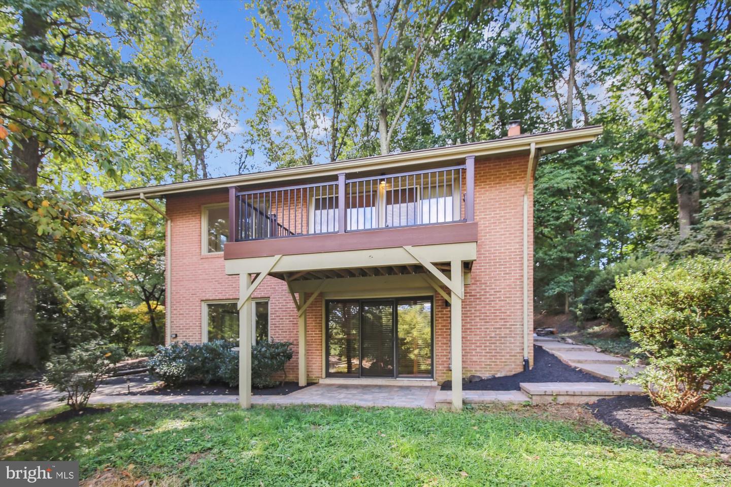 11221 S SHORE RD, RESTON, Virginia 20190, 4 Bedrooms Bedrooms, ,3 BathroomsBathrooms,Residential,For sale,11221 S SHORE RD,VAFX2259606 MLS # VAFX2259606