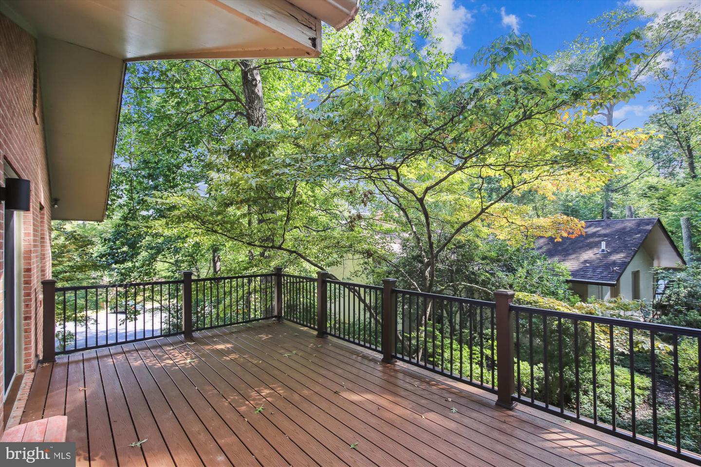 11221 S SHORE RD, RESTON, Virginia 20190, 4 Bedrooms Bedrooms, ,3 BathroomsBathrooms,Residential,For sale,11221 S SHORE RD,VAFX2259606 MLS # VAFX2259606