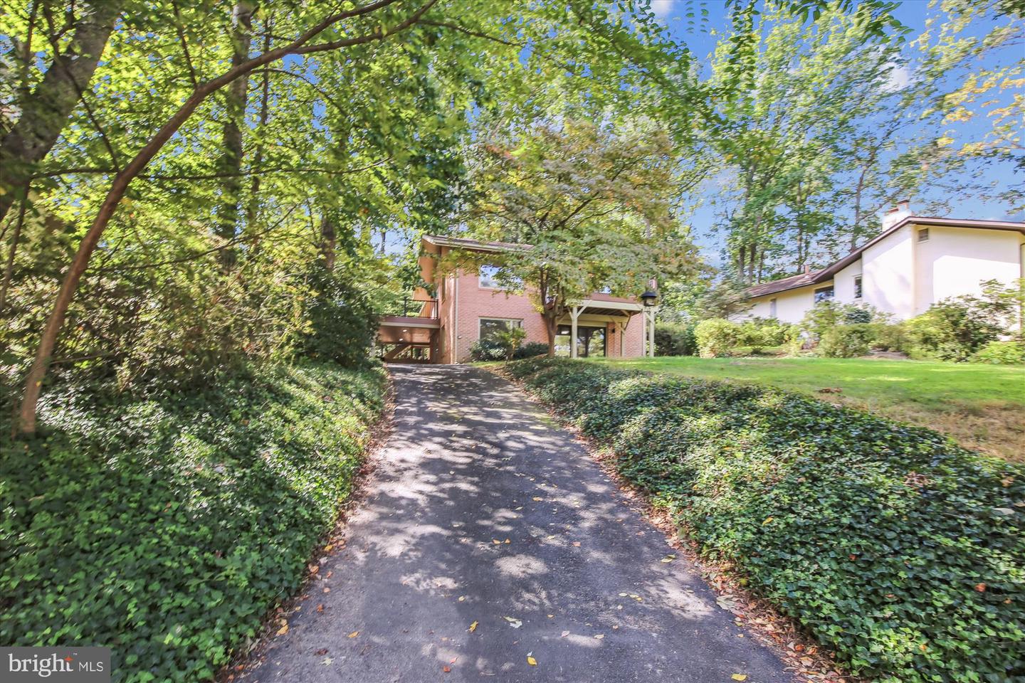 11221 S SHORE RD, RESTON, Virginia 20190, 4 Bedrooms Bedrooms, ,3 BathroomsBathrooms,Residential,For sale,11221 S SHORE RD,VAFX2259606 MLS # VAFX2259606