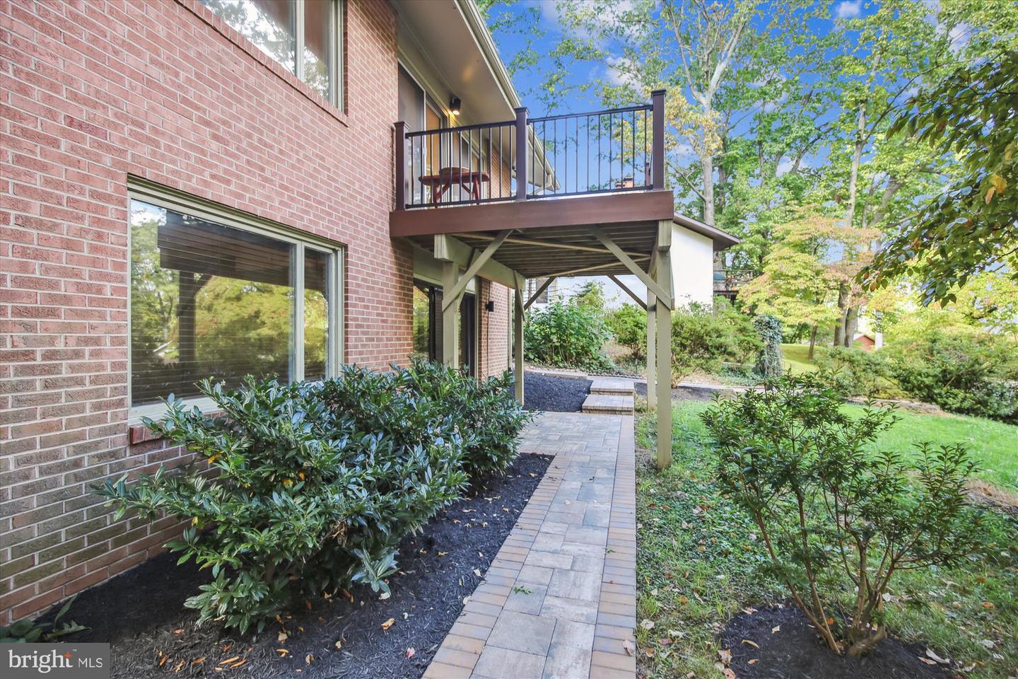 11221 S SHORE RD, RESTON, Virginia 20190, 4 Bedrooms Bedrooms, ,3 BathroomsBathrooms,Residential,For sale,11221 S SHORE RD,VAFX2259606 MLS # VAFX2259606