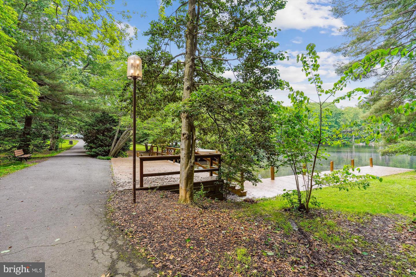 11221 S SHORE RD, RESTON, Virginia 20190, 4 Bedrooms Bedrooms, ,3 BathroomsBathrooms,Residential,For sale,11221 S SHORE RD,VAFX2259606 MLS # VAFX2259606