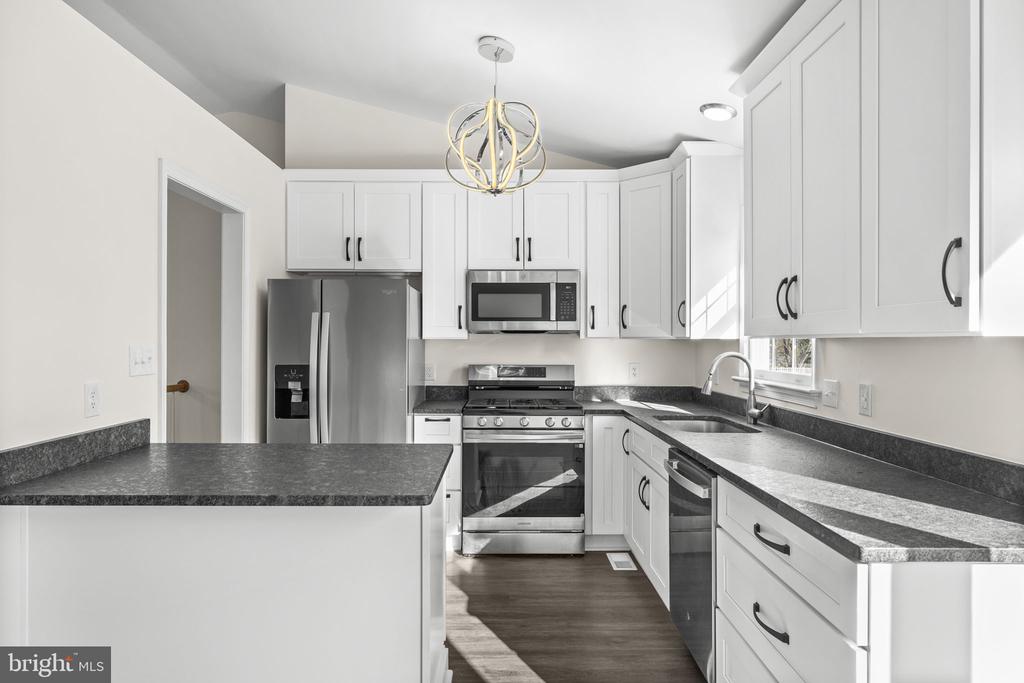 11513 BRIAN DR, FREDERICKSBURG, Virginia 22407, 3 Bedrooms Bedrooms, ,2 BathroomsBathrooms,Residential,11513 BRIAN DR,VASP2037394 MLS # VASP2037394 11513 BRIAN DR, FREDERICKSBURG, Virginia 22407, 3 Bedrooms Bedrooms, ,2 BathroomsBathrooms,Residential,11513 BRIAN DR,VASP2037394 MLS # VASP2037394