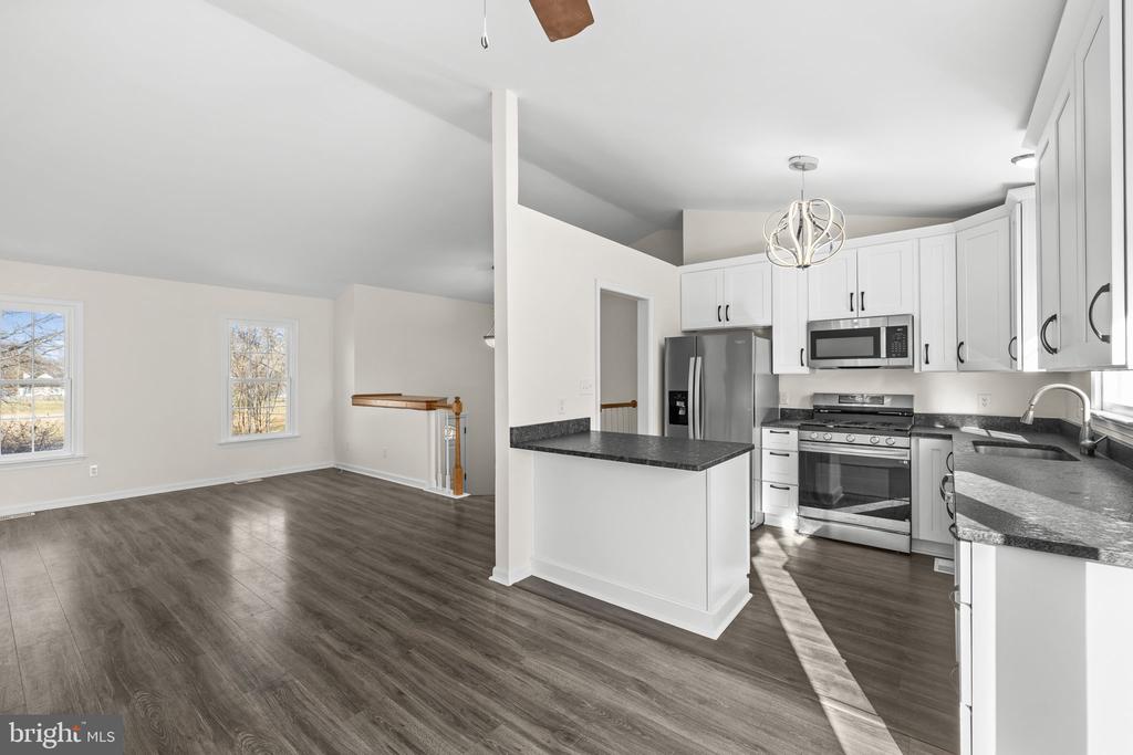 11513 BRIAN DR, FREDERICKSBURG, Virginia 22407, 3 Bedrooms Bedrooms, ,2 BathroomsBathrooms,Residential,11513 BRIAN DR,VASP2037394 MLS # VASP2037394 11513 BRIAN DR, FREDERICKSBURG, Virginia 22407, 3 Bedrooms Bedrooms, ,2 BathroomsBathrooms,Residential,11513 BRIAN DR,VASP2037394 MLS # VASP2037394