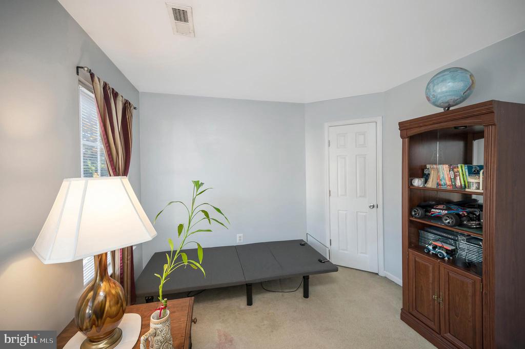 9406 BRAKEN CT, FREDERICKSBURG, Virginia 22408, 4 Bedrooms Bedrooms, ,3 BathroomsBathrooms,Residential,9406 BRAKEN CT,VASP2037562 MLS # VASP2037562 9406 BRAKEN CT, FREDERICKSBURG, Virginia 22408, 4 Bedrooms Bedrooms, ,3 BathroomsBathrooms,Residential,9406 BRAKEN CT,VASP2037562 MLS # VASP2037562