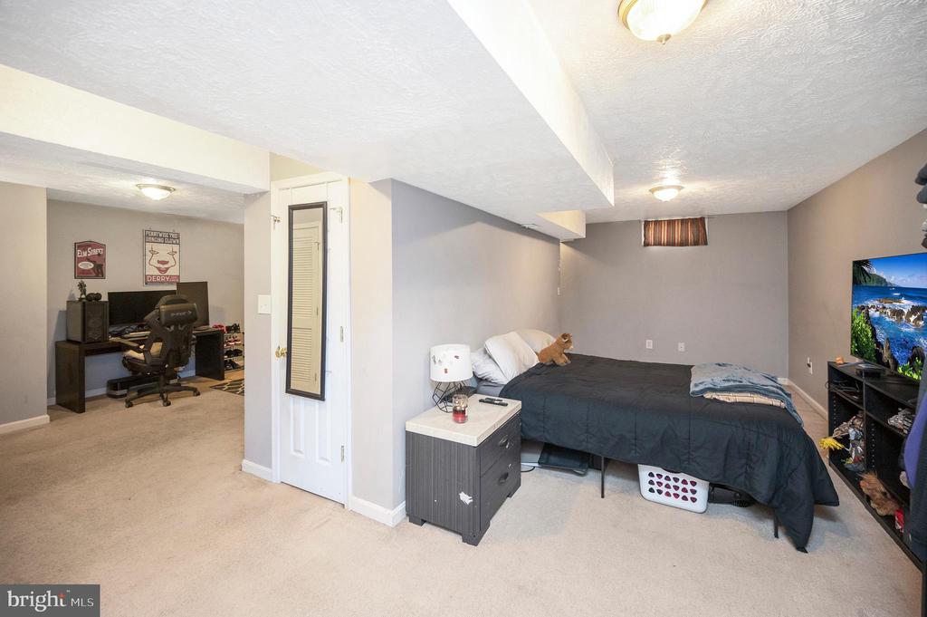 9406 BRAKEN CT, FREDERICKSBURG, Virginia 22408, 4 Bedrooms Bedrooms, ,3 BathroomsBathrooms,Residential,9406 BRAKEN CT,VASP2037562 MLS # VASP2037562 9406 BRAKEN CT, FREDERICKSBURG, Virginia 22408, 4 Bedrooms Bedrooms, ,3 BathroomsBathrooms,Residential,9406 BRAKEN CT,VASP2037562 MLS # VASP2037562