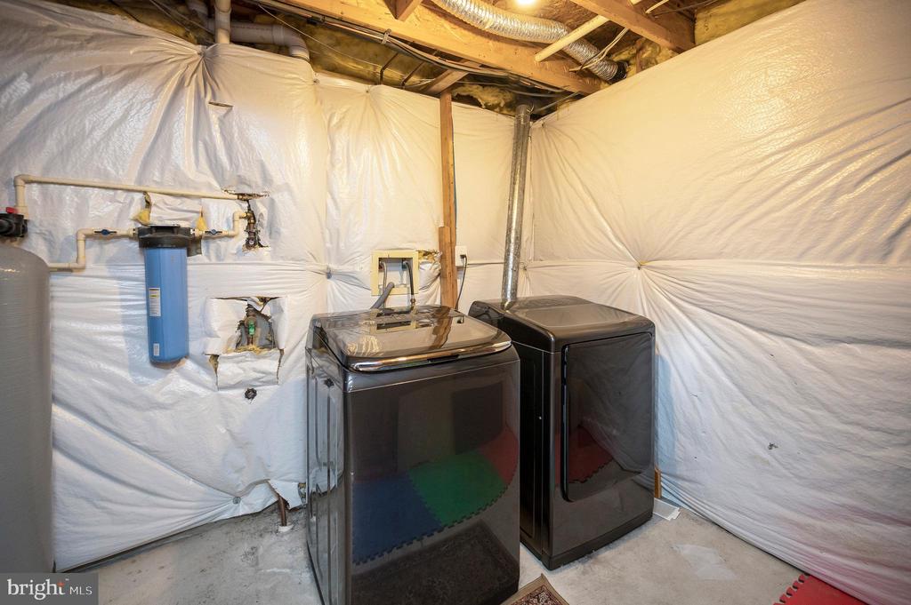 9406 BRAKEN CT, FREDERICKSBURG, Virginia 22408, 4 Bedrooms Bedrooms, ,3 BathroomsBathrooms,Residential,9406 BRAKEN CT,VASP2037562 MLS # VASP2037562 9406 BRAKEN CT, FREDERICKSBURG, Virginia 22408, 4 Bedrooms Bedrooms, ,3 BathroomsBathrooms,Residential,9406 BRAKEN CT,VASP2037562 MLS # VASP2037562