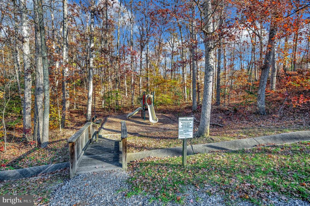 9406 BRAKEN CT, FREDERICKSBURG, Virginia 22408, 4 Bedrooms Bedrooms, ,3 BathroomsBathrooms,Residential,9406 BRAKEN CT,VASP2037562 MLS # VASP2037562 9406 BRAKEN CT, FREDERICKSBURG, Virginia 22408, 4 Bedrooms Bedrooms, ,3 BathroomsBathrooms,Residential,9406 BRAKEN CT,VASP2037562 MLS # VASP2037562