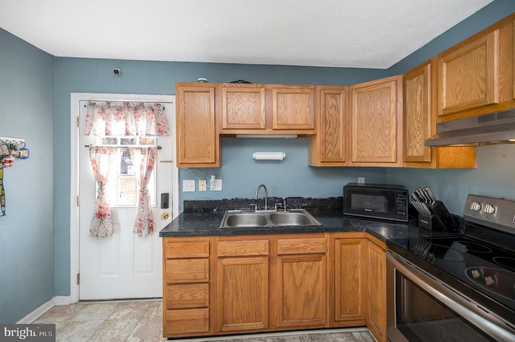 9577 ROYS LN, CULPEPER, Virginia 22701, 4 Bedrooms Bedrooms, ,2 BathroomsBathrooms,Residential,9577 ROYS LN,VACU2012064 MLS # VACU2012064