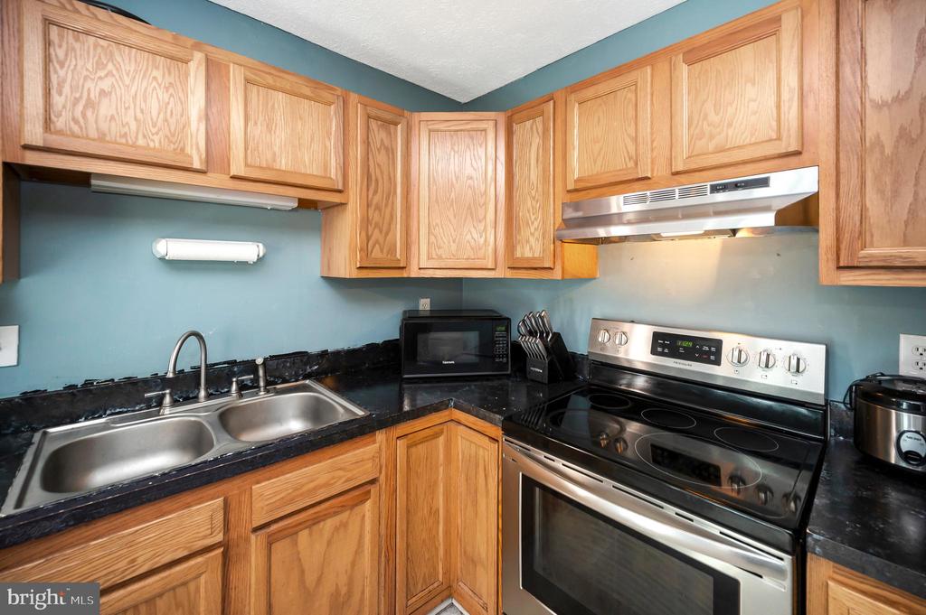 9577 ROYS LN, CULPEPER, Virginia 22701, 4 Bedrooms Bedrooms, ,2 BathroomsBathrooms,Residential,9577 ROYS LN,VACU2012064 MLS # VACU2012064