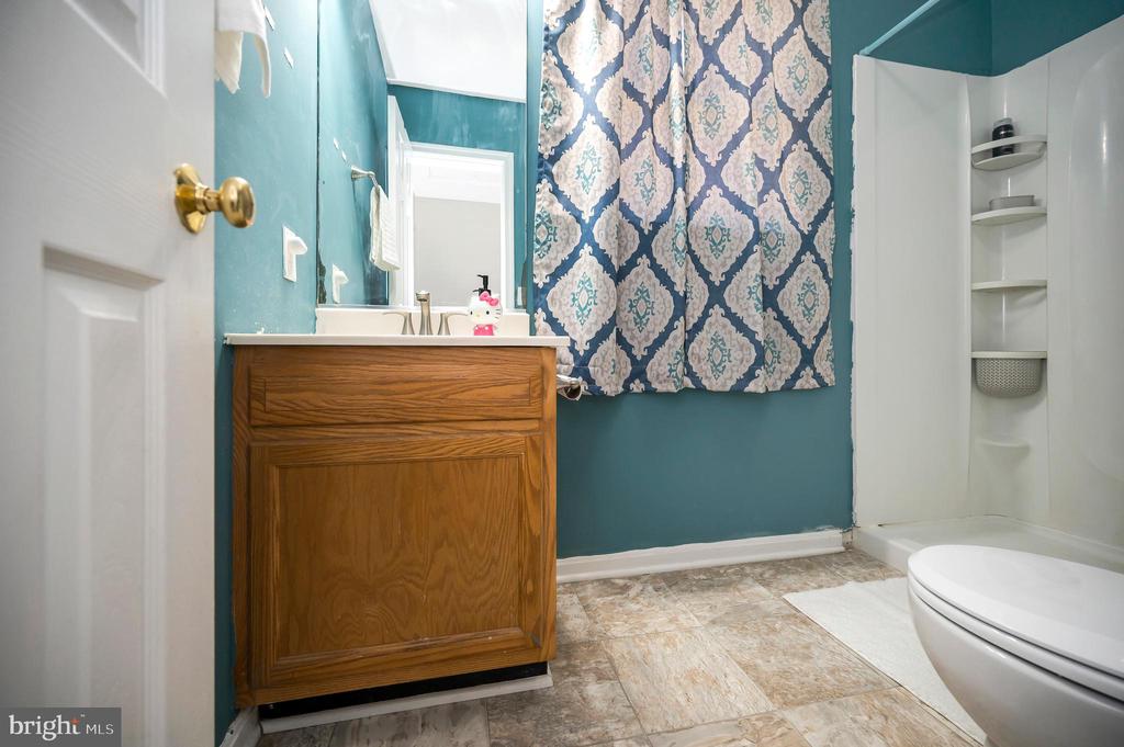 9577 ROYS LN, CULPEPER, Virginia 22701, 4 Bedrooms Bedrooms, ,2 BathroomsBathrooms,Residential,9577 ROYS LN,VACU2012064 MLS # VACU2012064