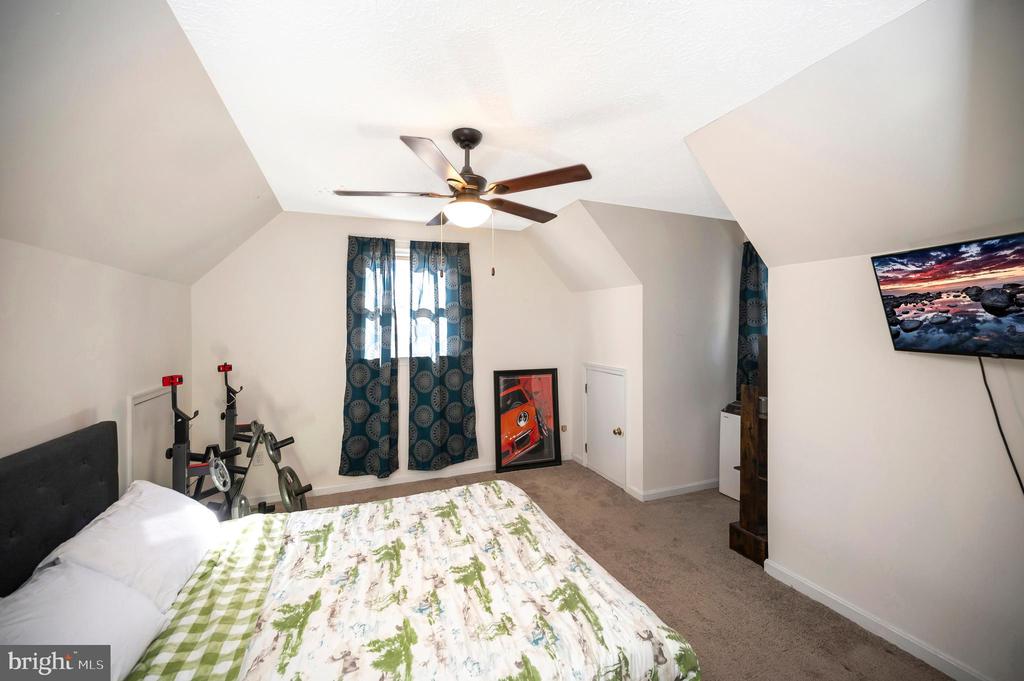 9577 ROYS LN, CULPEPER, Virginia 22701, 4 Bedrooms Bedrooms, ,2 BathroomsBathrooms,Residential,9577 ROYS LN,VACU2012064 MLS # VACU2012064