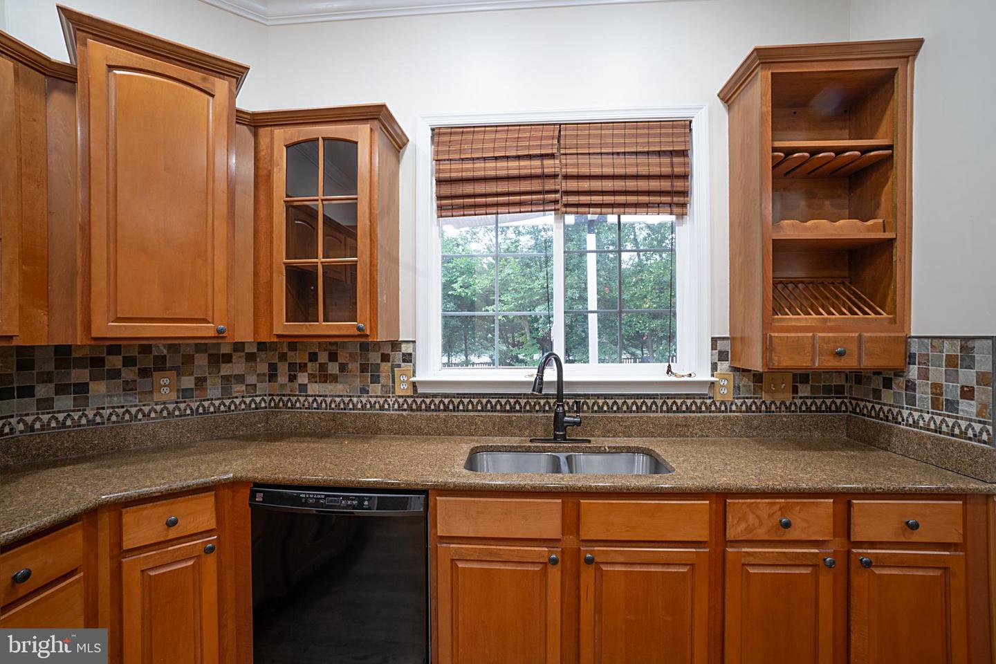 5662 CARIBBEAN CT, HAYMARKET, Virginia 20169, 5 Bedrooms Bedrooms, ,4 BathroomsBathrooms,Residential,For sale,5662 CARIBBEAN CT,VAPW2102622 MLS # VAPW2102622