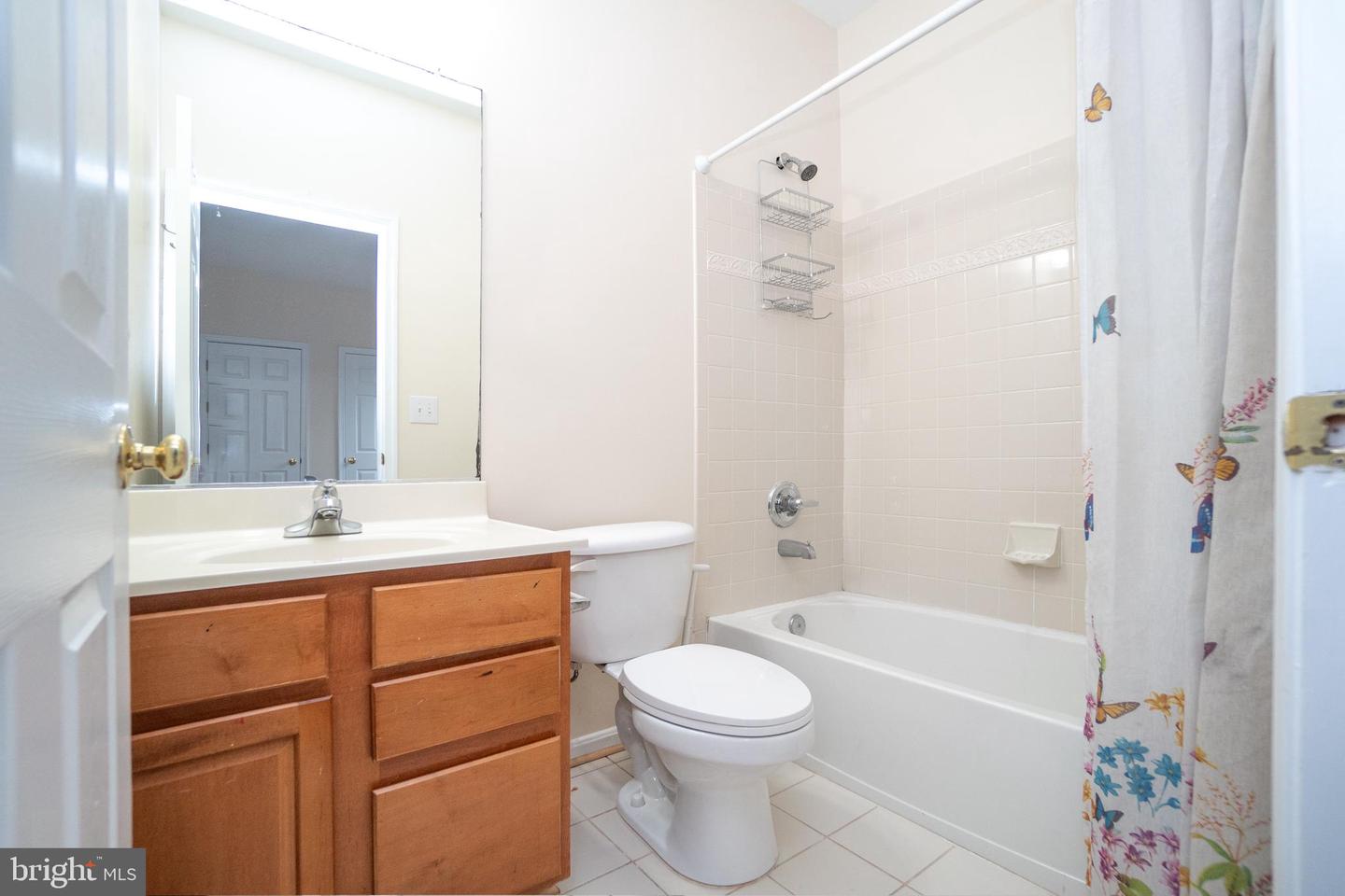 5662 CARIBBEAN CT, HAYMARKET, Virginia 20169, 5 Bedrooms Bedrooms, ,4 BathroomsBathrooms,Residential,For sale,5662 CARIBBEAN CT,VAPW2102622 MLS # VAPW2102622