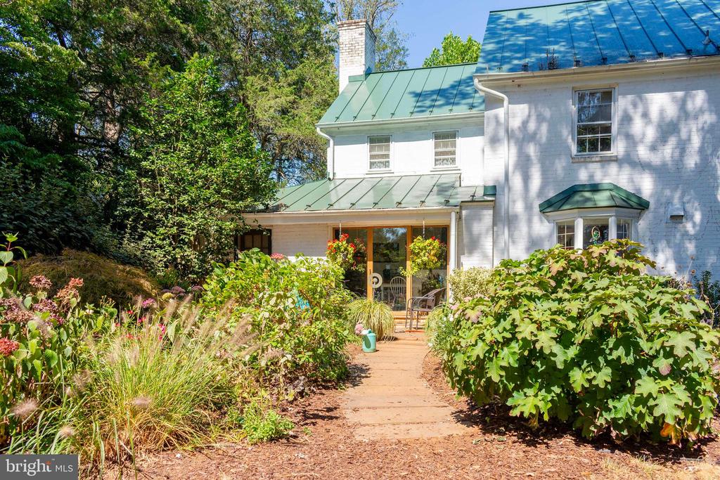 358 MAIN ST, ORANGE, Virginia 22960, 4 Bedrooms Bedrooms, ,3 BathroomsBathrooms,Residential,358 MAIN ST,VAOR2012796 MLS # VAOR2012796 358 MAIN ST, ORANGE, Virginia 22960, 4 Bedrooms Bedrooms, ,3 BathroomsBathrooms,Residential,358 MAIN ST,VAOR2012796 MLS # VAOR2012796