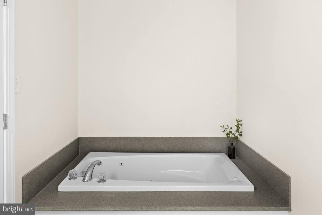 14 OAK RD, BUMPASS, Virginia 23024, 4 Bedrooms Bedrooms, ,3 BathroomsBathrooms,Residential,14 OAK RD,VALA2008896 MLS # VALA2008896 14 OAK RD, BUMPASS, Virginia 23024, 4 Bedrooms Bedrooms, ,3 BathroomsBathrooms,Residential,14 OAK RD,VALA2008896 MLS # VALA2008896