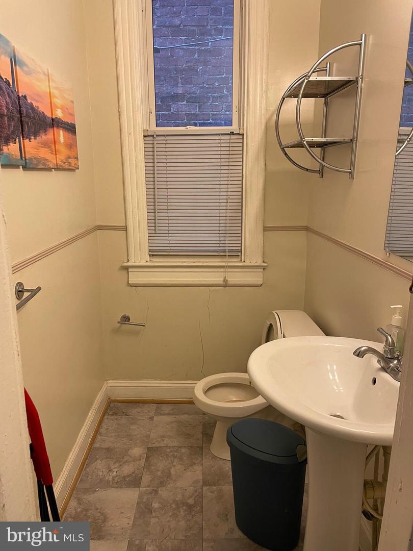 604 IRVING ST NW, WASHINGTON, District Of Columbia 20010, 3 Bedrooms Bedrooms, ,1 BathroomBathrooms,Residential,For sale,604 IRVING ST NW,DCDC2217626 MLS # DCDC2217626