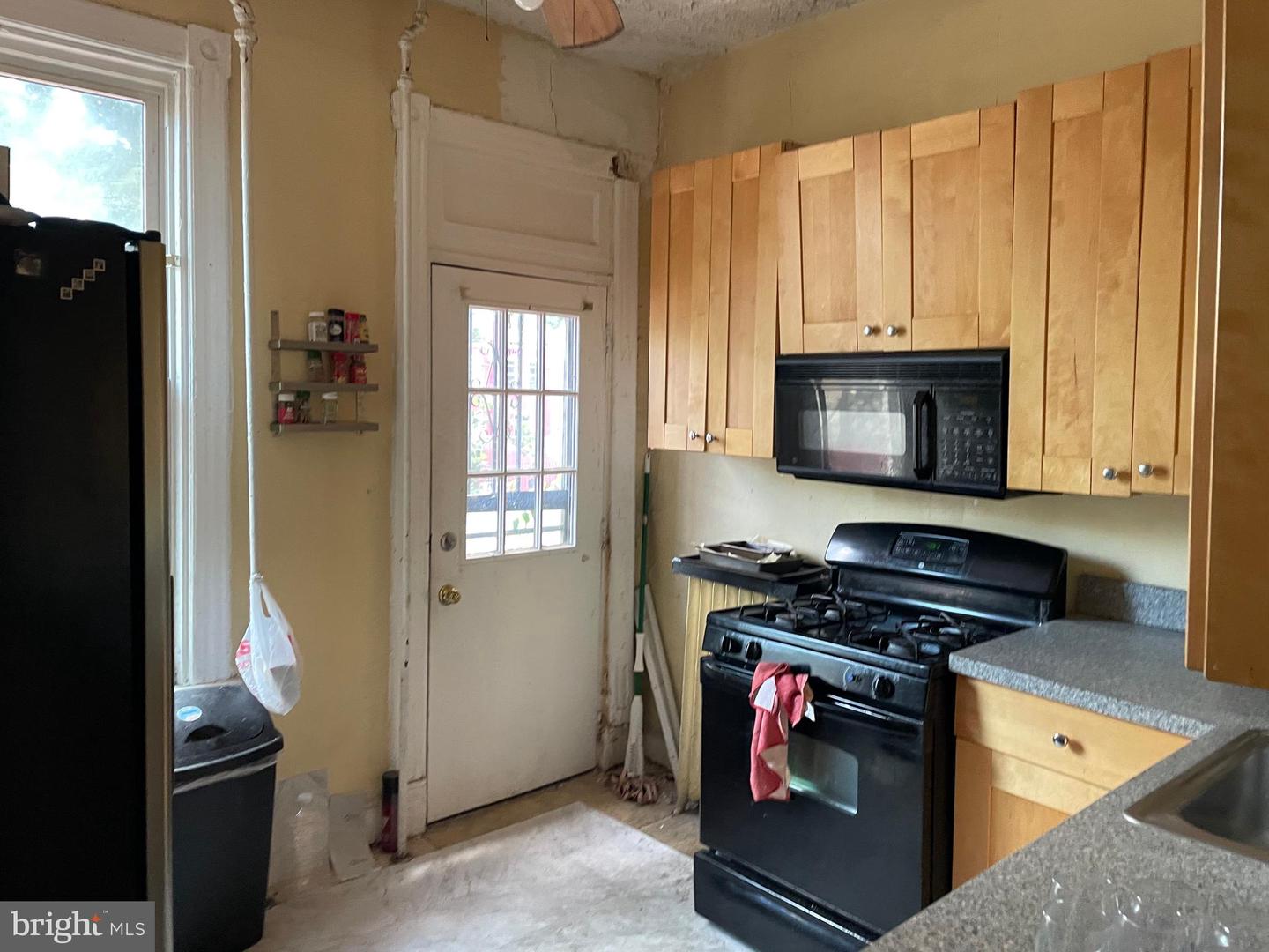604 IRVING ST NW, WASHINGTON, District Of Columbia 20010, 3 Bedrooms Bedrooms, ,1 BathroomBathrooms,Residential,For sale,604 IRVING ST NW,DCDC2217626 MLS # DCDC2217626