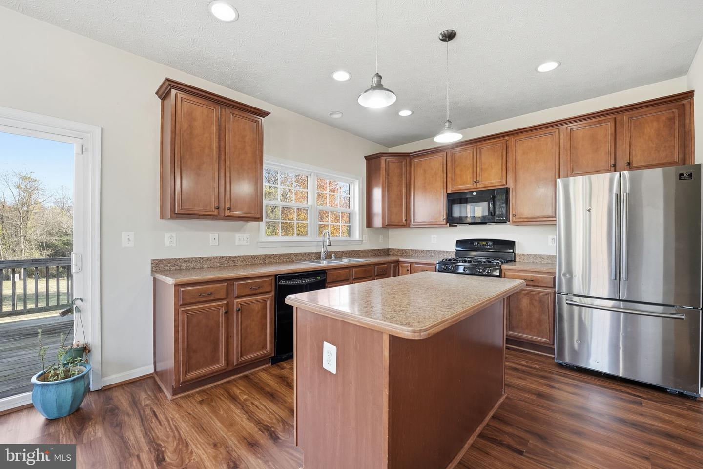 101 PELICAN CV, STAFFORD, Virginia 22554, 4 Bedrooms Bedrooms, ,3 BathroomsBathrooms,Residential,For sale,101 PELICAN CV,VAST2042400 MLS # VAST2042400 101 PELICAN CV, STAFFORD, Virginia 22554, 4 Bedrooms Bedrooms, ,3 BathroomsBathrooms,Residential,For sale,101 PELICAN CV,VAST2042400 MLS # VAST2042400