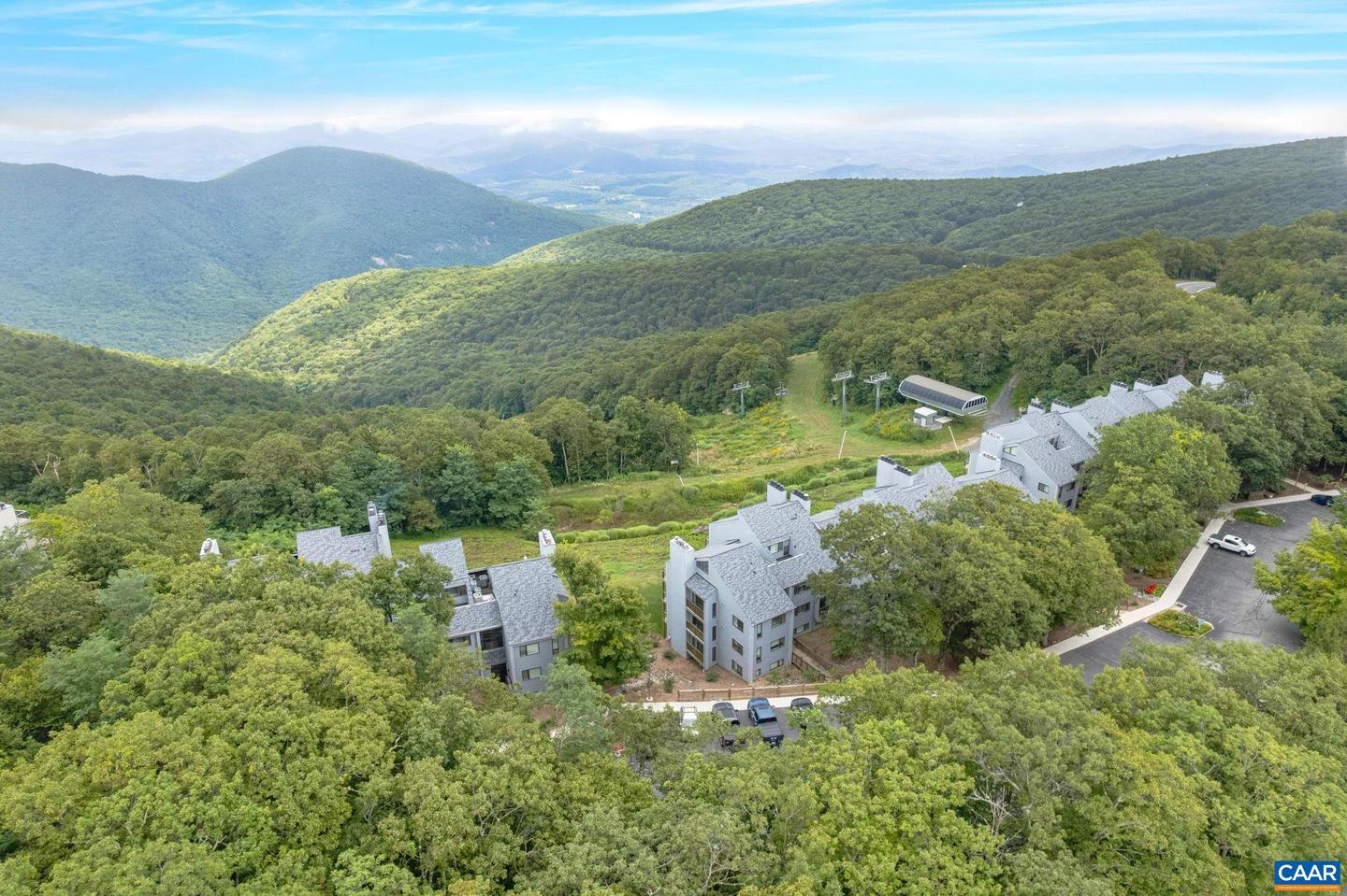 1442 HIGHLANDS CONDOS, WINTERGREEN RESORT, Virginia 22967, 3 Bedrooms Bedrooms, ,3 BathroomsBathrooms,Residential,For sale,1442 HIGHLANDS CONDOS,668854 MLS # 668854
