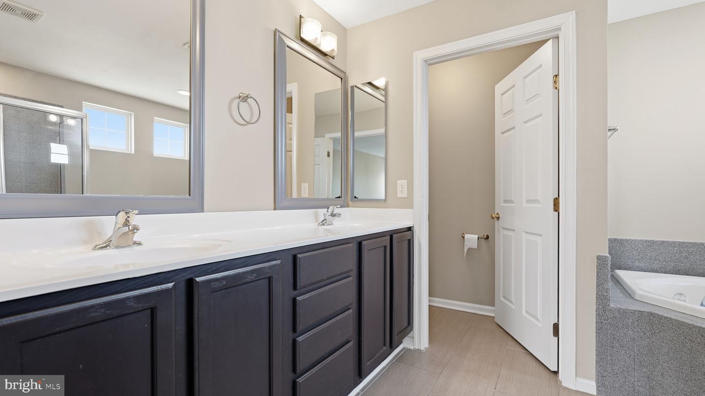 11381 FALLING CREEK DR, BEALETON, Virginia 22712, 4 Bedrooms Bedrooms, ,2 BathroomsBathrooms,Residential,For sale,11381 FALLING CREEK DR,VAFQ2018264 MLS # VAFQ2018264 11381 FALLING CREEK DR, BEALETON, Virginia 22712, 4 Bedrooms Bedrooms, ,2 BathroomsBathrooms,Residential,For sale,11381 FALLING CREEK DR,VAFQ2018264 MLS # VAFQ2018264