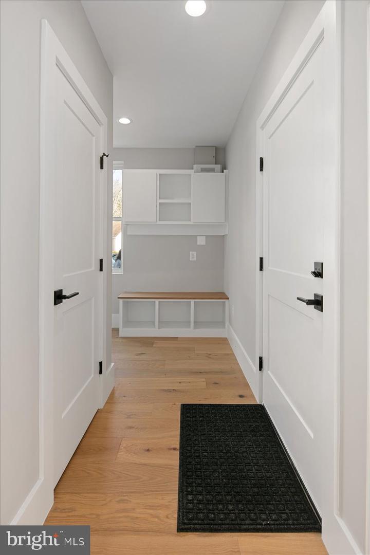 1600 LAFAYETTE DR, ALEXANDRIA, Virginia 22308, 5 Bedrooms Bedrooms, ,5 BathroomsBathrooms,Residential,For sale,1600 LAFAYETTE DR,VAFX2266958 MLS # VAFX2266958 1600 LAFAYETTE DR, ALEXANDRIA, Virginia 22308, 5 Bedrooms Bedrooms, ,5 BathroomsBathrooms,Residential,For sale,1600 LAFAYETTE DR,VAFX2266958 MLS # VAFX2266958