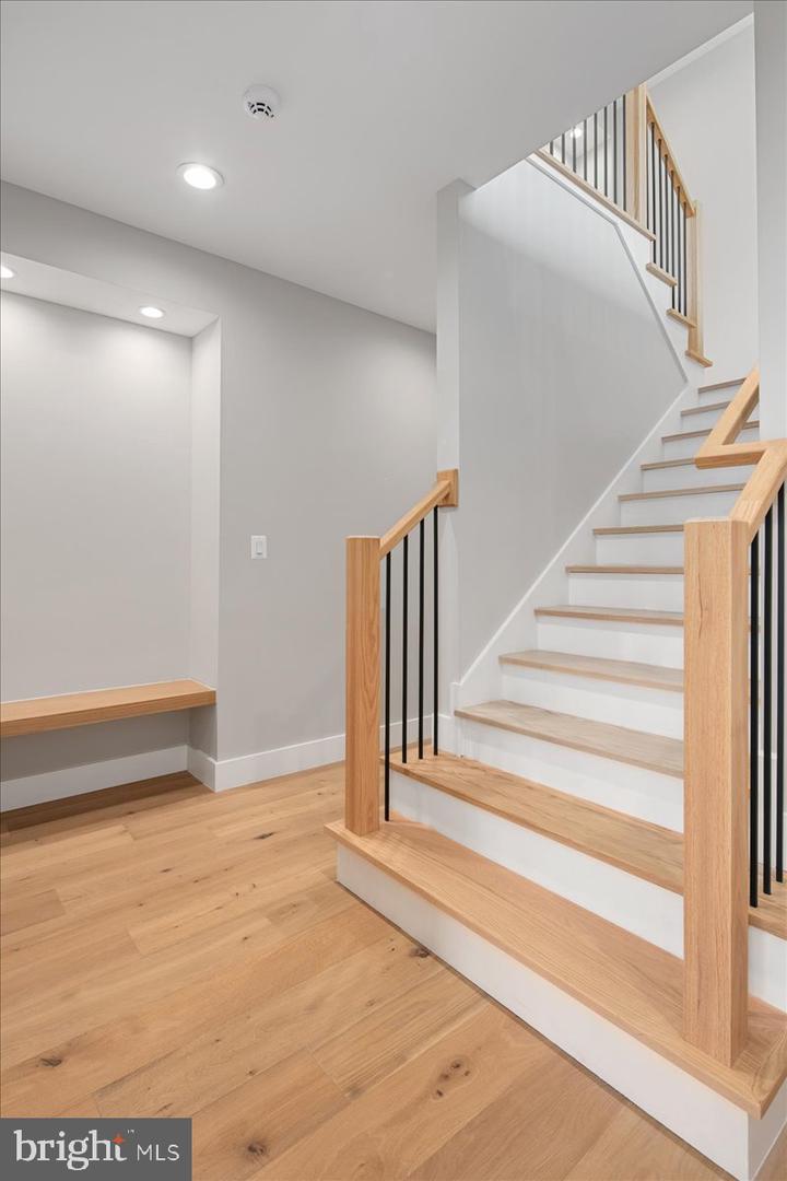 1600 LAFAYETTE DR, ALEXANDRIA, Virginia 22308, 5 Bedrooms Bedrooms, ,5 BathroomsBathrooms,Residential,For sale,1600 LAFAYETTE DR,VAFX2266958 MLS # VAFX2266958 1600 LAFAYETTE DR, ALEXANDRIA, Virginia 22308, 5 Bedrooms Bedrooms, ,5 BathroomsBathrooms,Residential,For sale,1600 LAFAYETTE DR,VAFX2266958 MLS # VAFX2266958